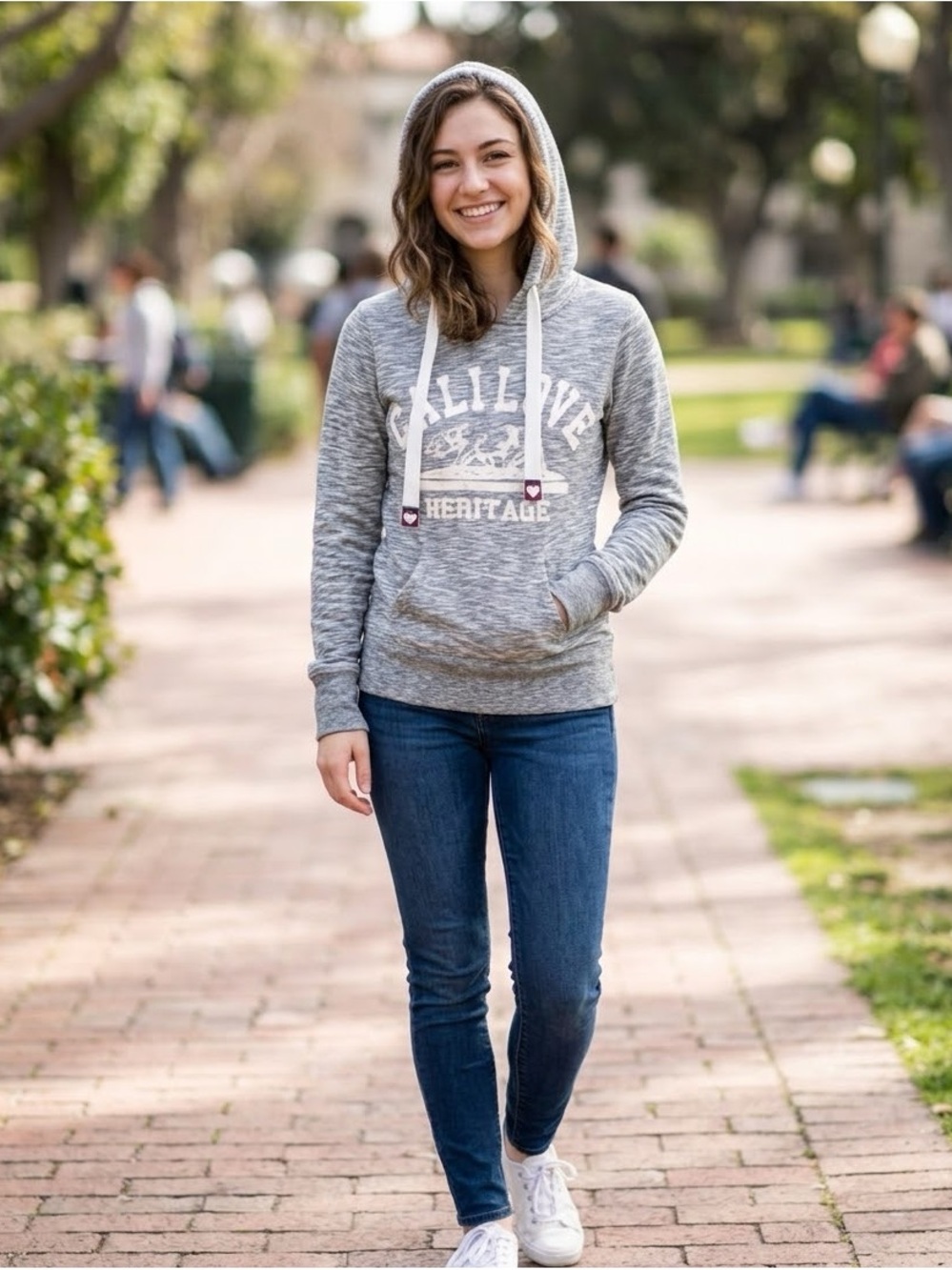 Cali Love Heritage Woman’s Gray Hooded Sweatshirt Size Small